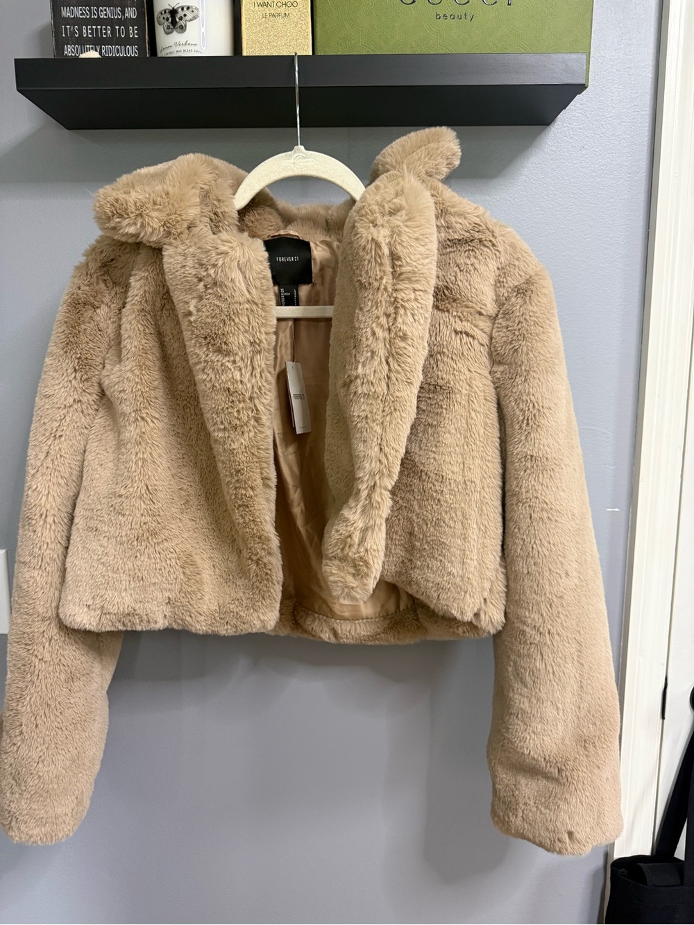 Forever 21 Beige Faux Fur Cropped Jacket - Women
